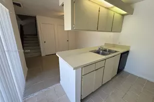719 Mill Valley Pl, West Palm Beach, FL 33409 - Photo 3