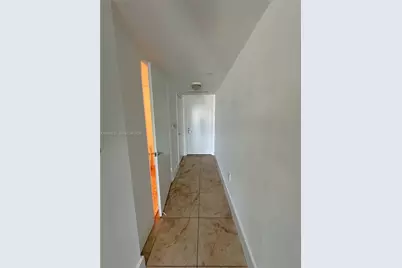 41 SE 5th St #1803, Miami, FL 33131 - Photo 25