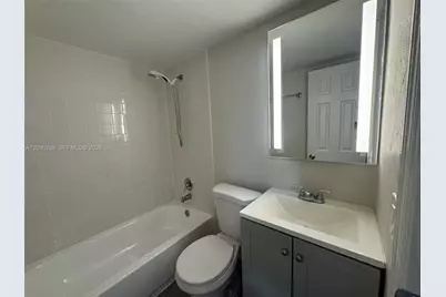 1345 W 28th St #2, Hialeah, FL 33010 - Photo 13