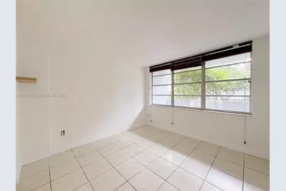 2175 NE 170th St #104, North Miami Beach, FL 33162 - Photo 11