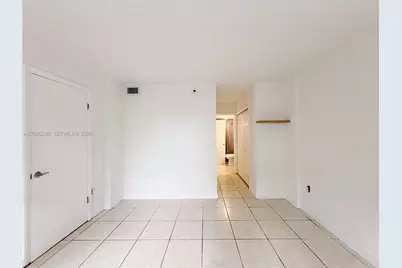 2175 NE 170th St #104, North Miami Beach, FL 33162 - Photo 3