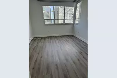 801 Brickell Key Blvd #2502, Miami, FL 33131 - Photo 9