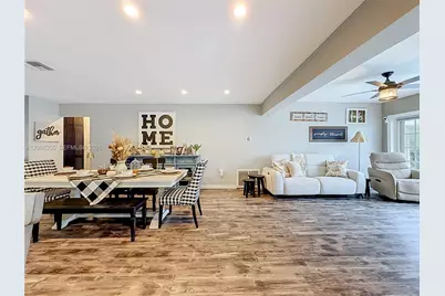 1150 NW 86th Ter, Pembroke Pines, FL 33024 - Photo 21