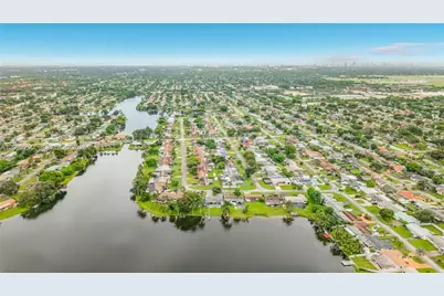 1150 NW 86th Ter, Pembroke Pines, FL 33024 - Photo 55