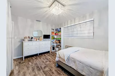1150 NW 86th Ter, Pembroke Pines, FL 33024 - Photo 31
