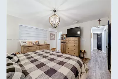 1150 NW 86th Ter, Pembroke Pines, FL 33024 - Photo 33