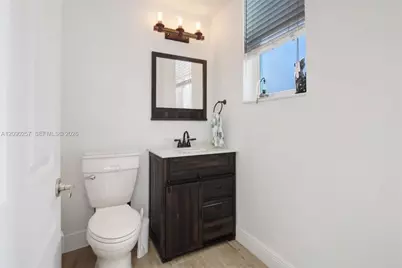 4241 NE 16th St, Homestead, FL 33033 - Photo 17
