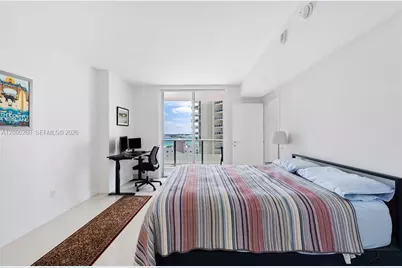 1300 Brickell Bay Dr #1905, Miami, FL 33131 - Photo 9