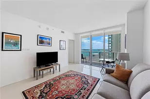1300 Brickell Bay Dr, Miami, FL 33131 - Photo 5