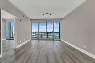 888 Biscayne Blvd, Miami, FL 33132 - Photo 9