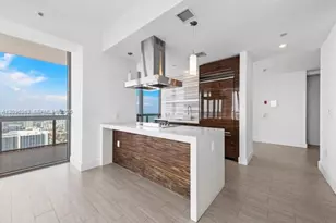 1100 Biscayne Blvd, Miami, FL 33132 - Photo 9