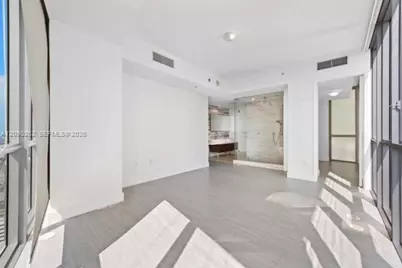 1100 Biscayne Blvd #5205, Miami, FL 33132 - Photo 21