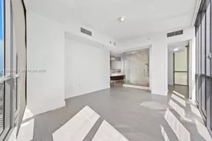 1100 Biscayne Blvd, Miami, FL 33132 - Photo 21