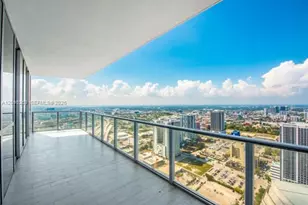 1100 Biscayne Blvd, Miami, FL 33132 - Photo 29