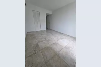 16950 W Dixie Hwy B225 Hwy #B-225, North Miami Beach, FL 33160 - Photo 19