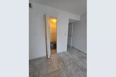 16950 W Dixie Hwy B225 Hwy #B-225, North Miami Beach, FL 33160 - Photo 21
