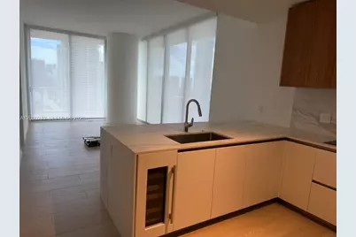 1400 Biscayne Boulevard #1405, Miami, FL 33132 - Photo 13