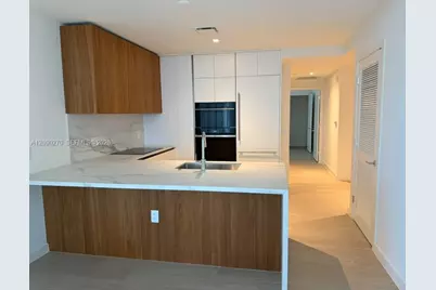 1400 Biscayne Boulevard #1405, Miami, FL 33132 - Photo 15