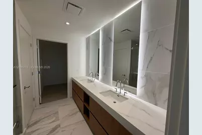 1400 Biscayne Boulevard #1405, Miami, FL 33132 - Photo 7