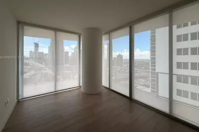 1400 Biscayne Boulevard #1405, Miami, FL 33132 - Photo 9