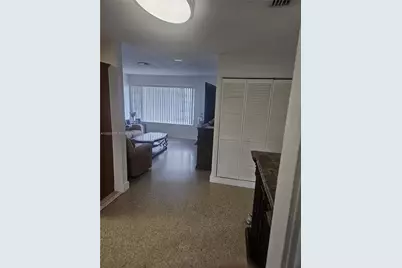 5318 W 4th Ln, Hialeah, FL 33012 - Photo 3