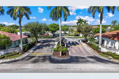 16256 SW 81st St, Miami, FL 33193 - Photo 39