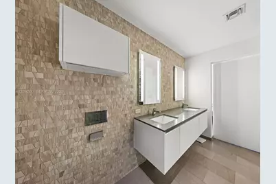 88 SW 7th St #2506, Miami, FL 33130 - Photo 23