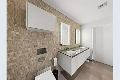 88 SW 7th St #2506, Miami, FL 33130 - Photo 25