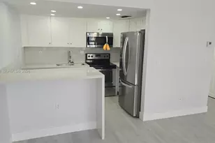 1440 Brickell Bay Dr, Miami, FL 33131 - Photo 3
