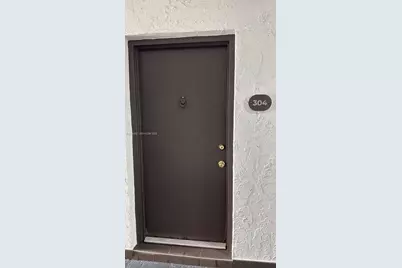 5221 Geneva Way #304, Doral, FL 33166 - Photo 1
