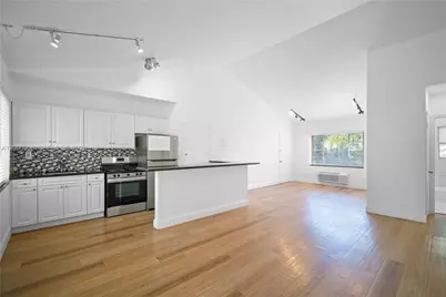 272 NE 53rd St #4, Miami, FL 33137 - Photo 9