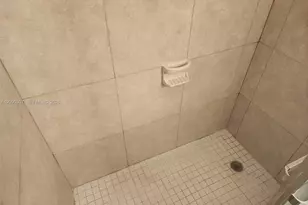 1530 Pennsylvania Ave, Miami Beach, FL 33139 - Photo 7