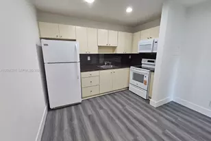 6961 W 14th Ct, Hialeah, FL 33014 - Photo 5