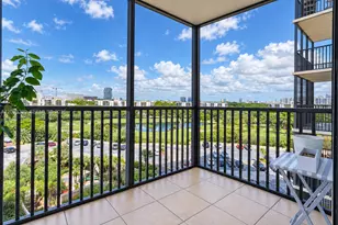 20301 W Country Club Dr, Aventura, FL 33180 - Photo 15