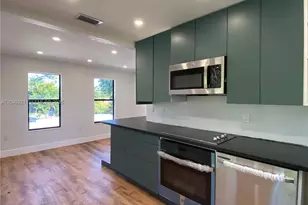 4224 SW 60th Pl, South Miami, FL 33155 - Photo 3