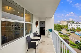 1050 93rd St, Bay Harbor Islands, FL 33154 - Photo 41
