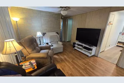 803 Cassandra Ln, Lakeland, FL 33809 - Photo 5