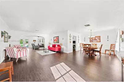15425 N Miami Ave, Miami, FL 33169 - Photo 5