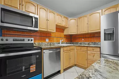 20335 W Country Club Dr #1702, Aventura, FL 33180 - Photo 11