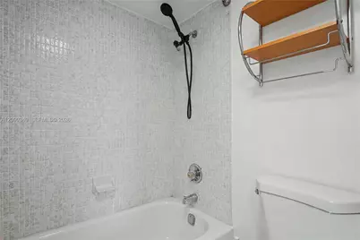 20335 W Country Club Dr #1702, Aventura, FL 33180 - Photo 17