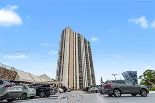 20335 W Country Club Dr, Aventura, FL 33180 - Photo 33