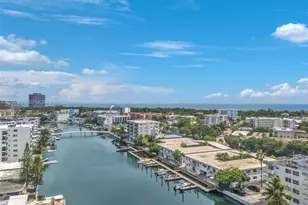 8010 Tatum Waterway Dr, Miami Beach, FL 33141 - Photo 29