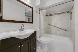 12317 NW 11th St, Pembroke Pines, FL 33026 - Photo 27