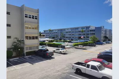 215 SE 3rd Ave #206D, Hallandale Beach, FL 33009 - Photo 3