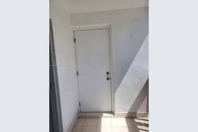 215 SE 3rd Ave #206D, Hallandale Beach, FL 33009 - Photo 17
