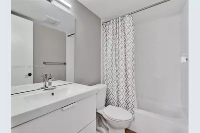 400 N Riverside Dr #303, Pompano Beach, FL 33062 - Photo 23