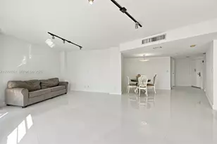 3475 N Country Club Dr, Aventura, FL 33180 - Photo 3