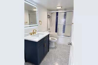401 Golden Isles Dr #1015, Hallandale Beach, FL 33009 - Photo 11