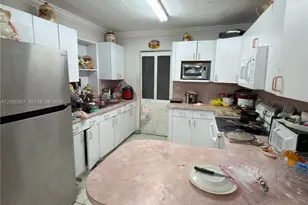 3205 W 14th Ave, Hialeah, FL 33012 - Photo 5