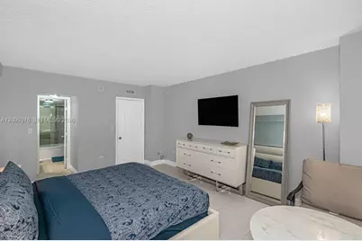 1500 Bay Rd #128S, Miami Beach, FL 33139 - Photo 9